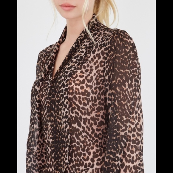 NWT Paige Natural Leopard Cleobelle Blouse Sz XS - Picture 4 of 5